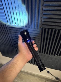 Bright Flashlight Heavy Duty ! 