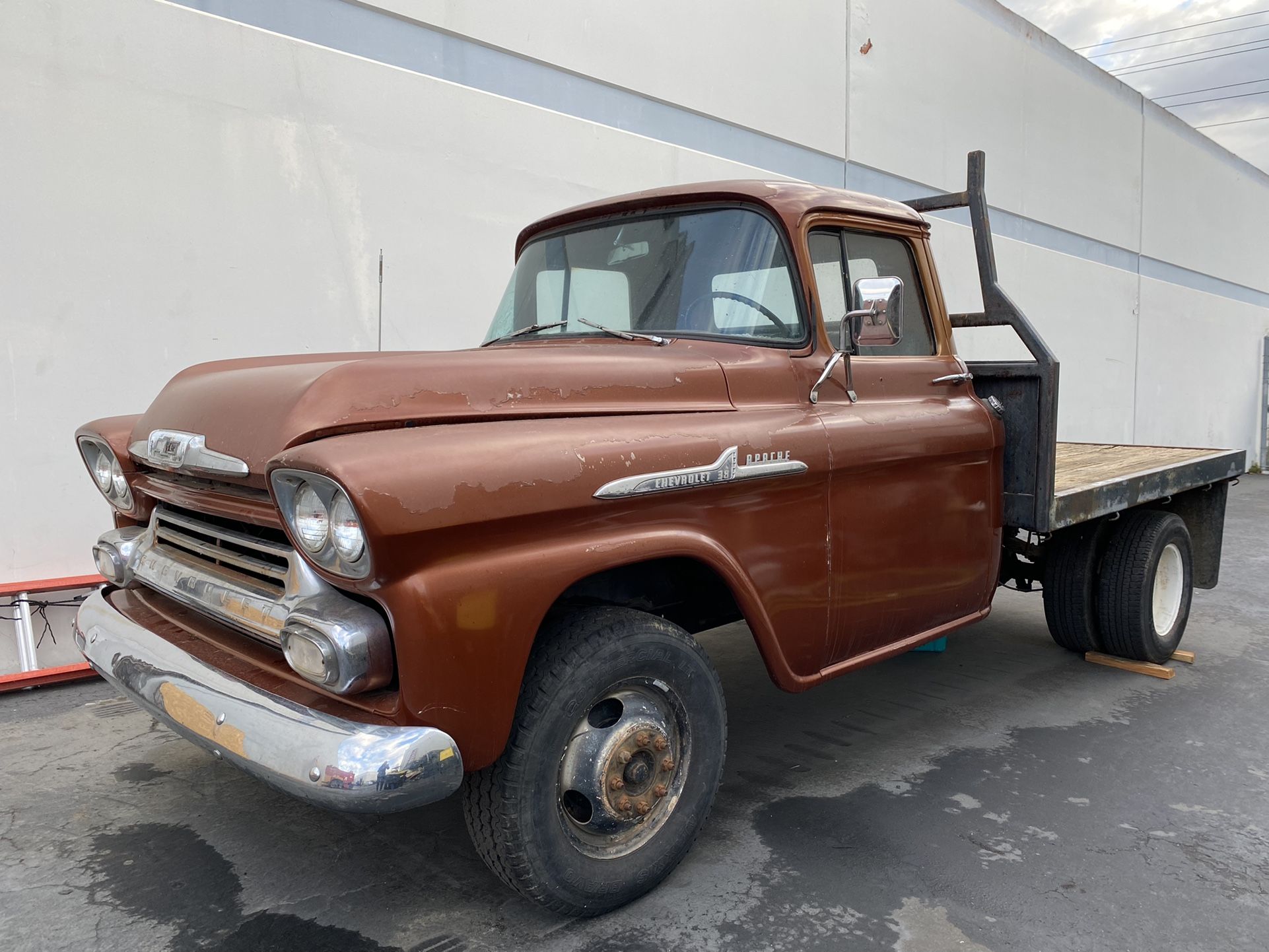 1958 Chevy Apache 1TON Dually 