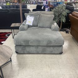 Living Room Chase $599