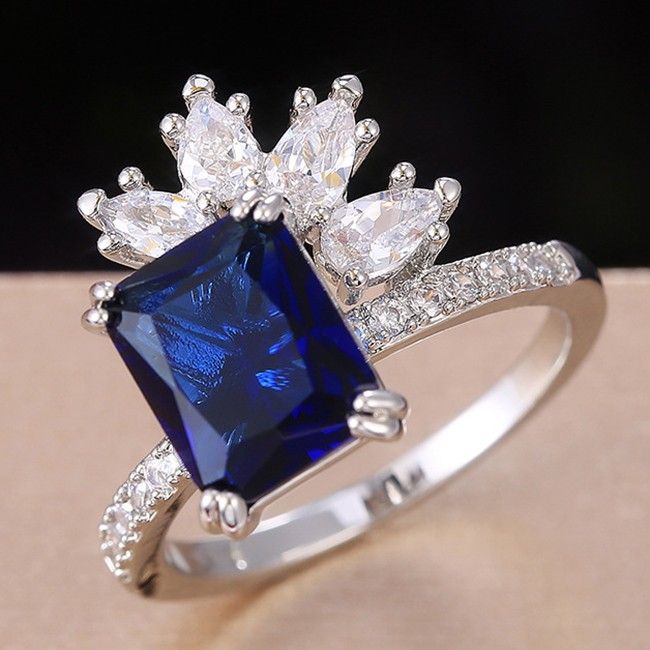 "Unique Bright Royal Blue Glossy Goldfish Leaf Shape Ring for Women, PD701
 