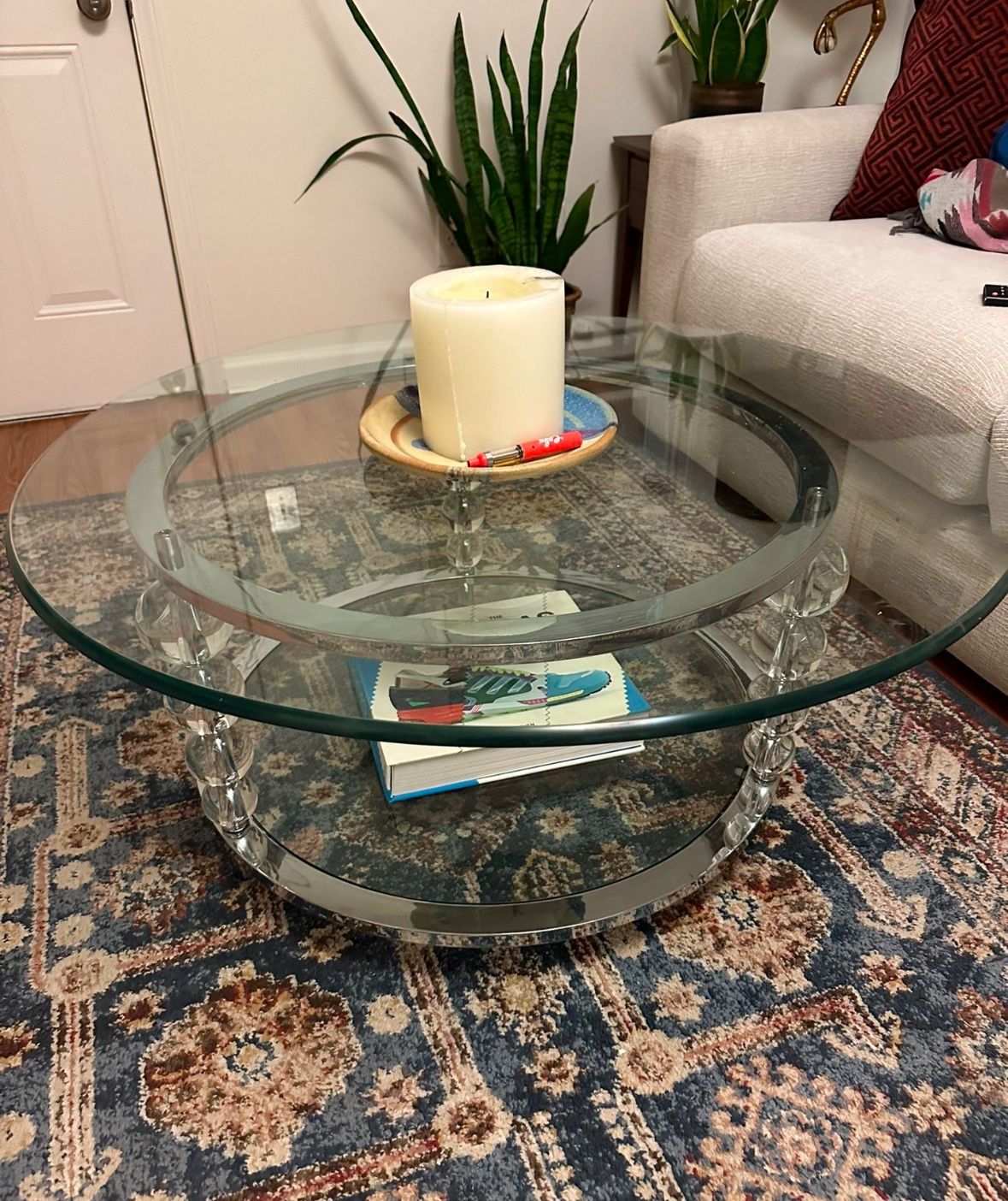 Glass table great condition