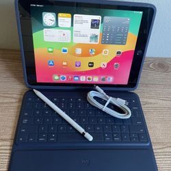 Apple iPad 7th Generation 128GB With Logitech Keyboard and Pencil