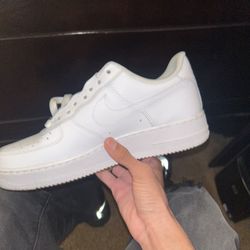 Air Forces 1 (white)