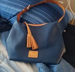 Dooney & Burke Med Hobo Shoulder Bag