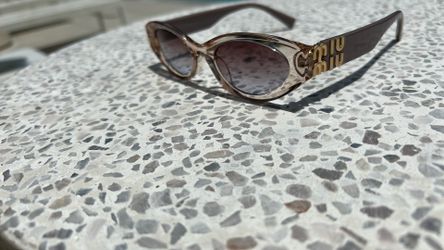 Sunglasses / Lentes de sol