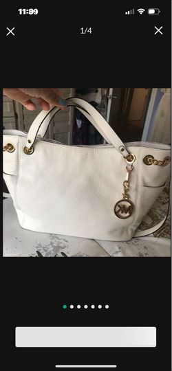 NEW Medium Size White Leather Michael Kors Tote. SALE. $ 260. O.B.O 🎉