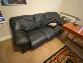 Couch Leather for sale