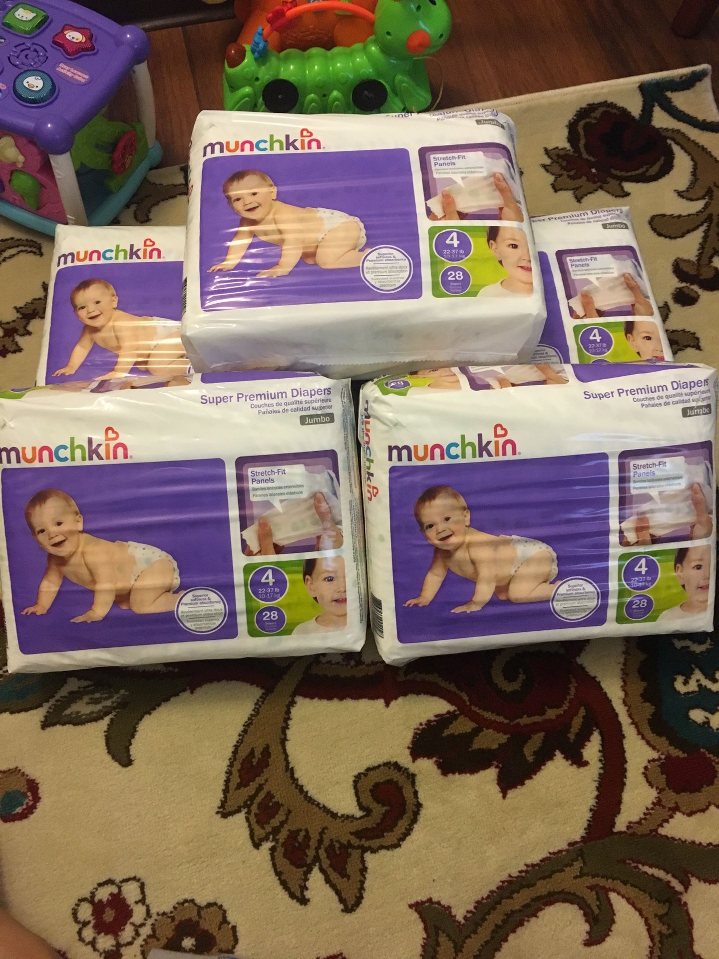 Munchkin Diapers size 4