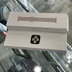 Apple Watch SE Second Generation 40mm