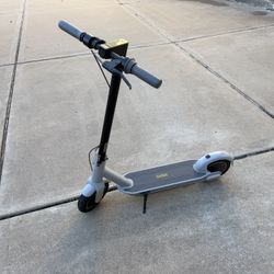 Ninebot Max G30LP Electric Scooter