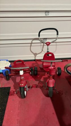 2 radio flyer trikes