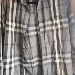 Burberry Button Up Medium