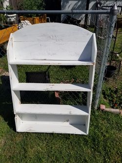 White shabby chic bookshelf stand with chicken wire