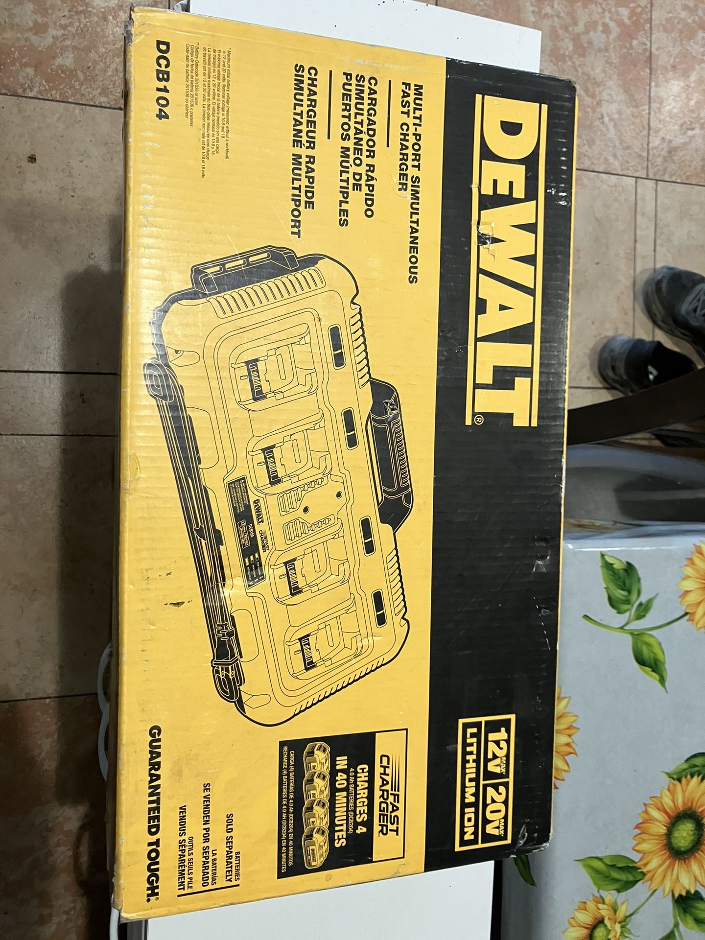 DeWalt Multi Charger