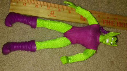 Vintage 1990s green goblin Spiderman action figurine