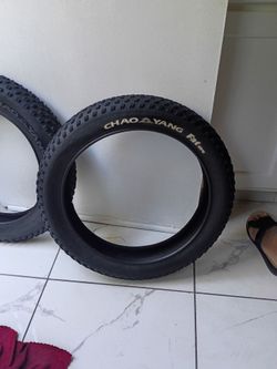 E bike Chao yang 20x40 2 fat tires and 1 inner tube