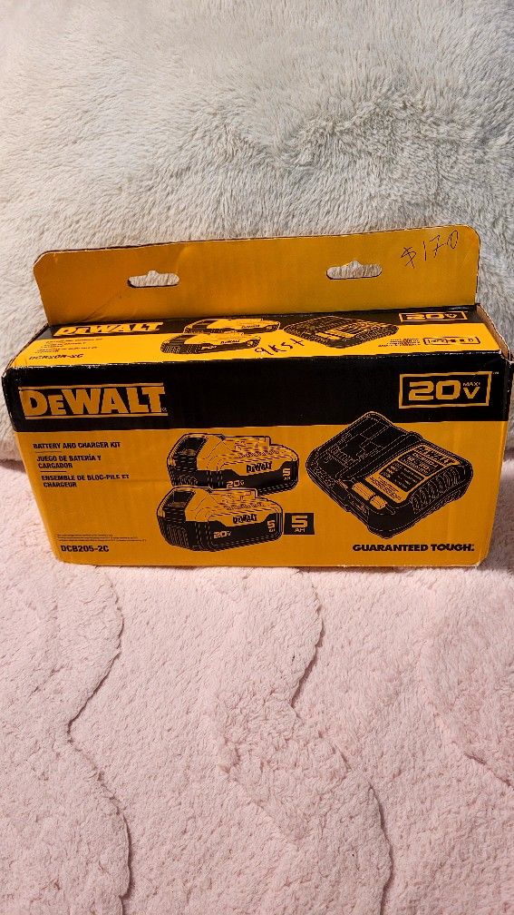 Juego De Batería Y Cargador Dewalt 