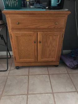 Oak kitchen cabinet