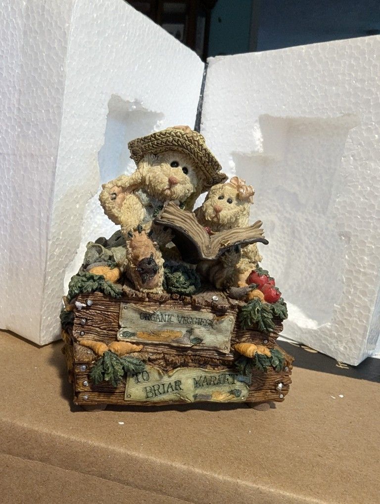Boyd's Bear's Friends