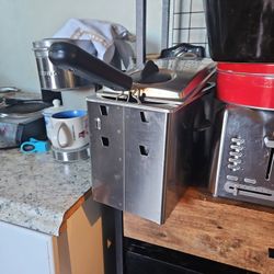 Deep Fryer 10 Brand New 