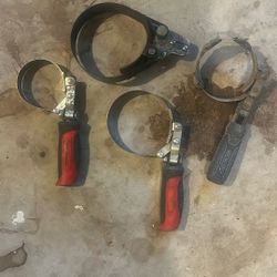 Oil Filter Wrench Assorted Sizes . Trucks And Cars 
