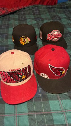 Snapbacks and fitteds