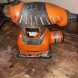 Black & Decker Palm Sander
