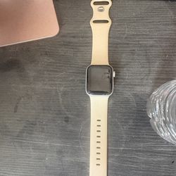 Series 4 Apple Watch 