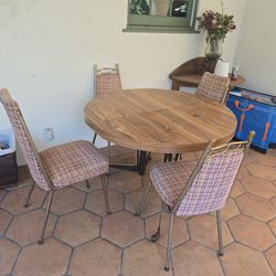 Vintage round dining table with 4 chairs