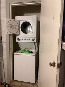 Kenmore Stacked Washer Dryer Unit