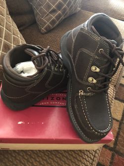 New The Original Arizona Brown boots 6 1/2  