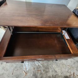 Solid Wood Expandable Coffee Table