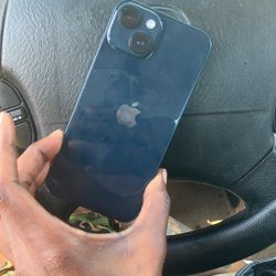 iPhone 14 pro Locked to sim carrier 