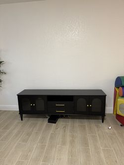 Black Credanza