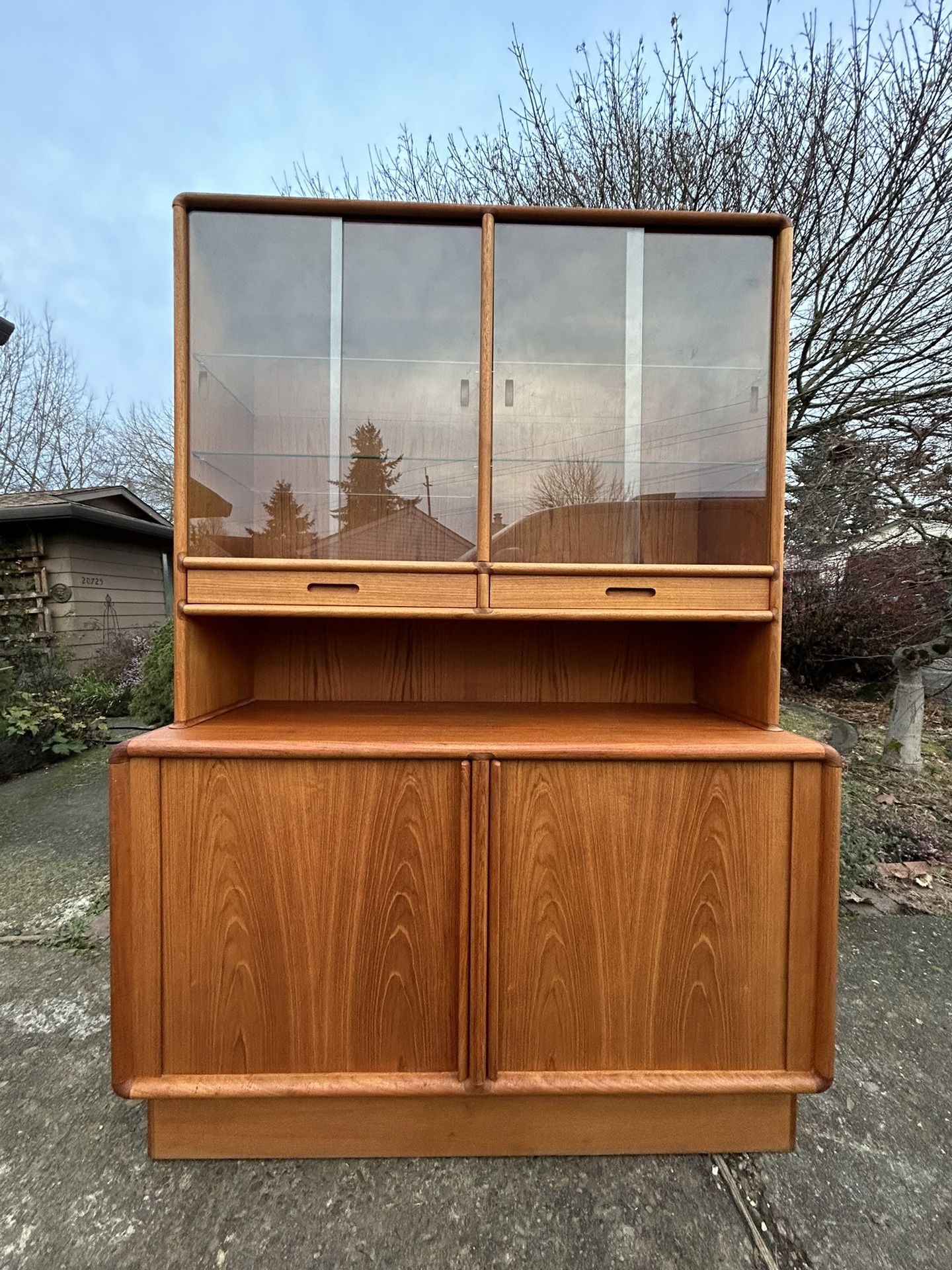 Kibaek Mobelfabrik Danish MCM Teak Credenza Hutch
