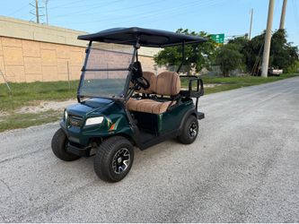 2018 Club Car Onward Gas, STEEET LEGAL