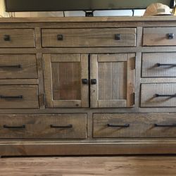 9 Piece Combo Dresser