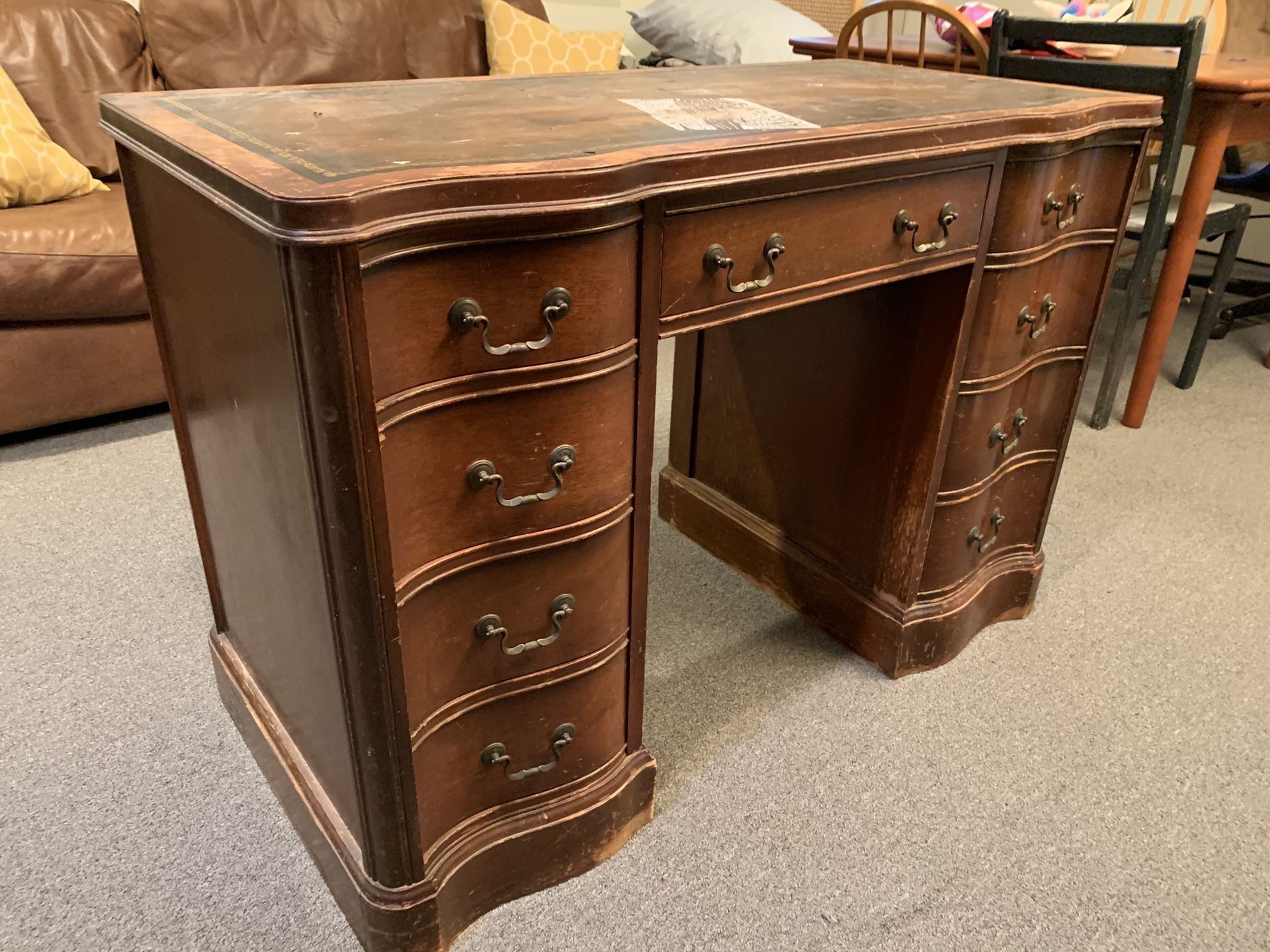 ANTIQUE - Solid wood desk, tons of storage