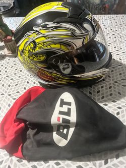 Motor cycle helmet