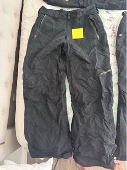 Ski clothing/gear
