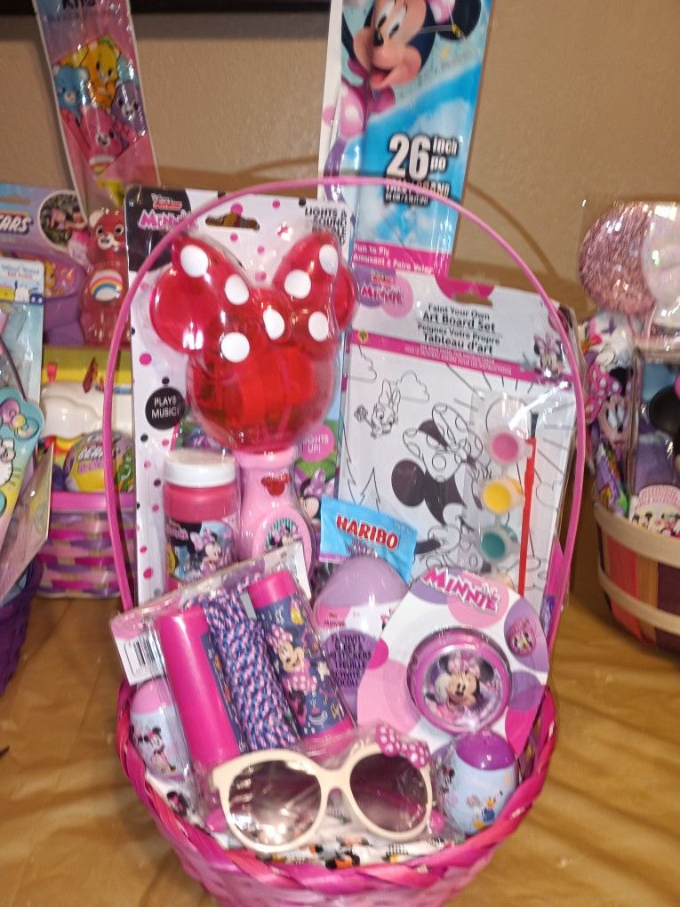 Minnie Mouse Basket