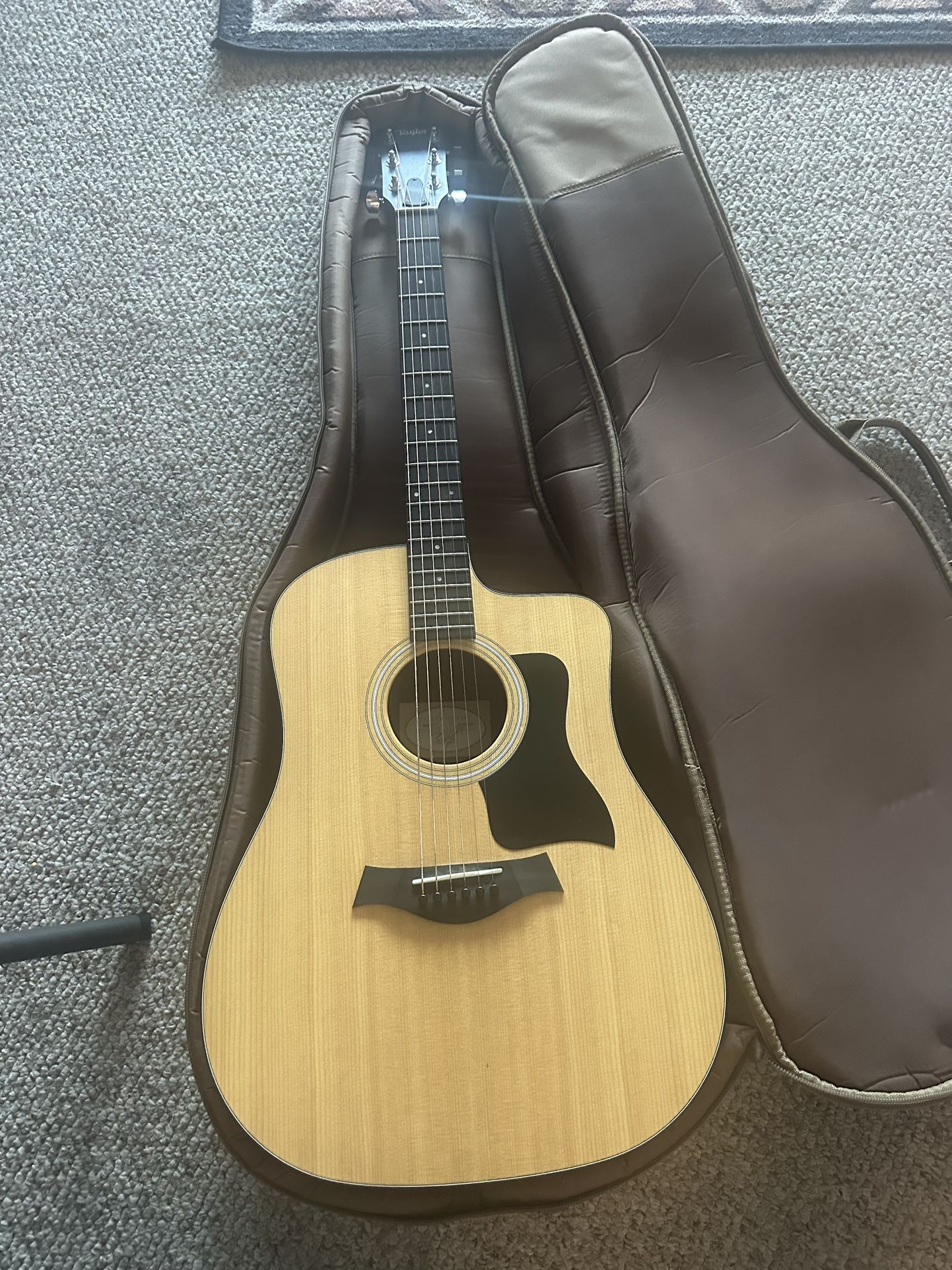 Taylor 11CE Acoustic Electric Guitar.