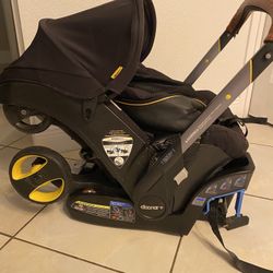 Doona Stroller With Base 