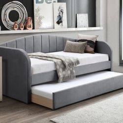 Twin Twin Size Velvet Daybed W Ortho Mattress 