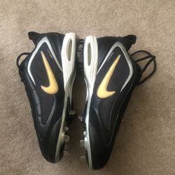 Nike Baseball Shoes Size 12.5