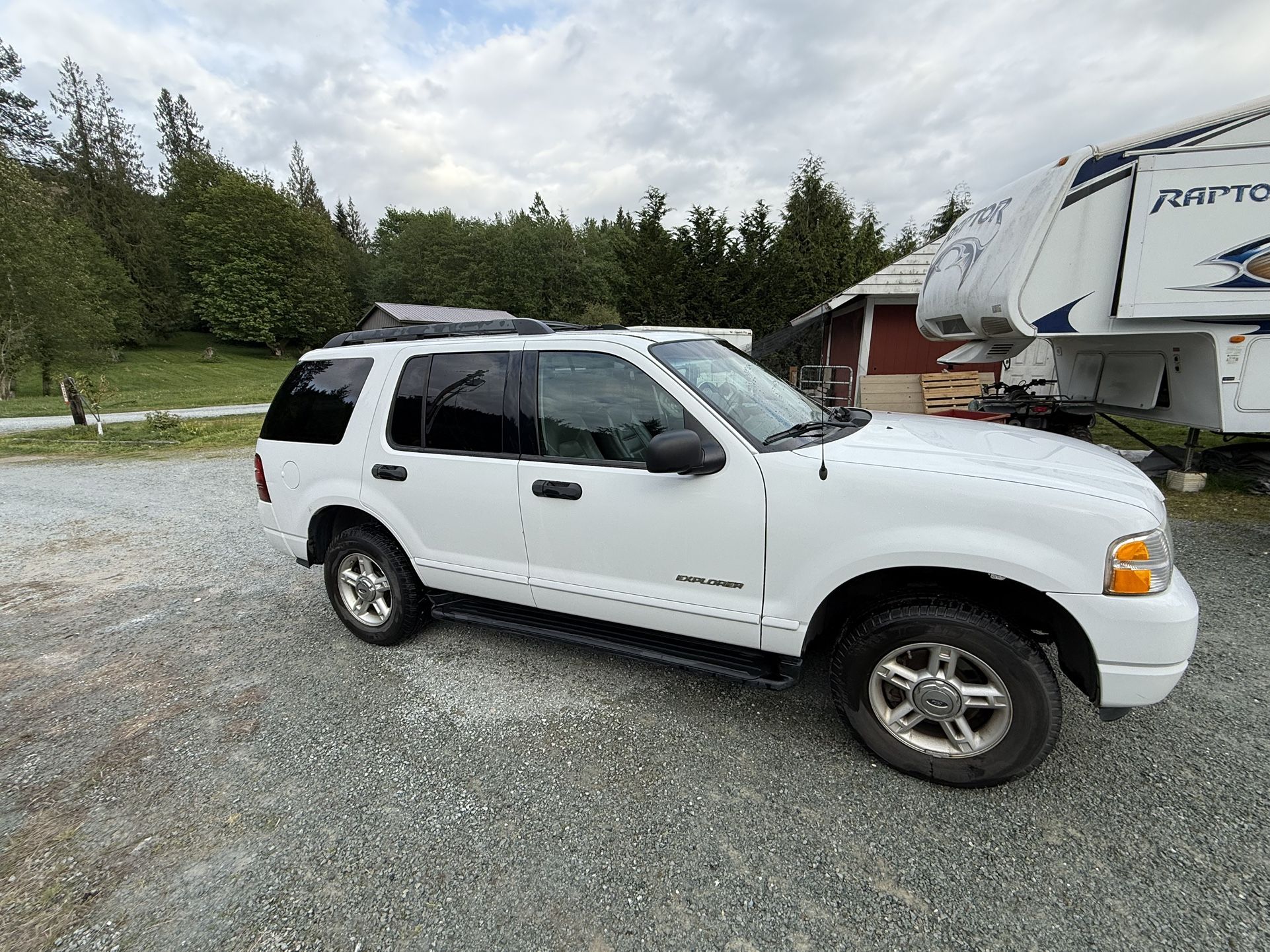 2005 Ford Explorer