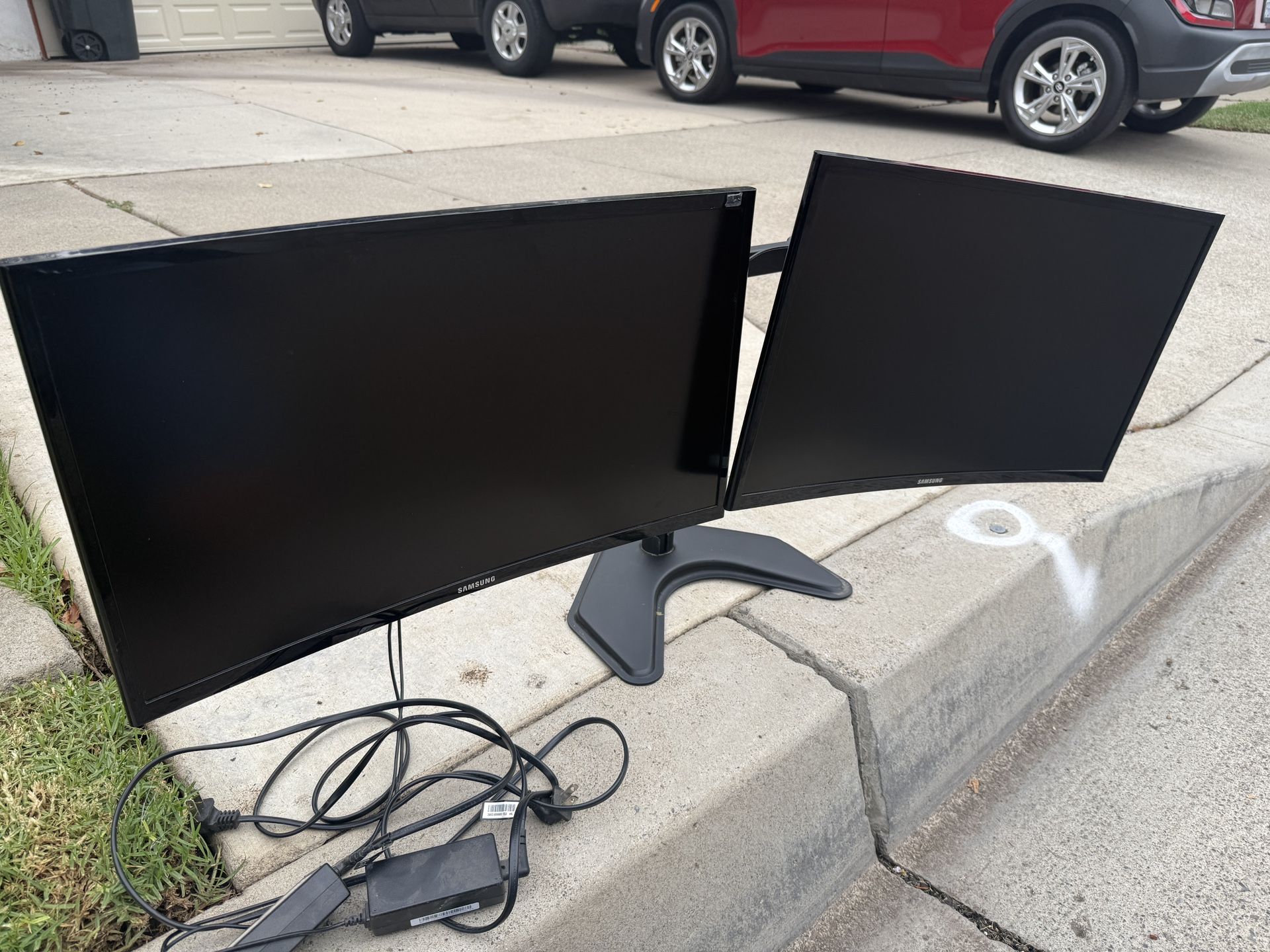 Samsung Double Monitors Model c24F390FHN