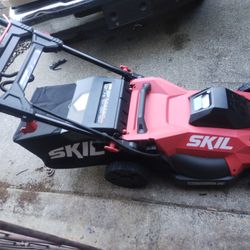 Skil Power Core 40 Self Propelled Brushless Lawn Mower