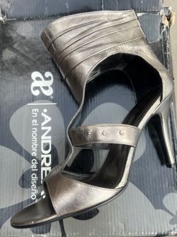 Peep Toe Leather booties