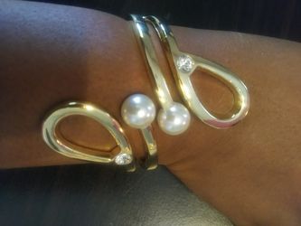 Brand New Plate Bracelet for women